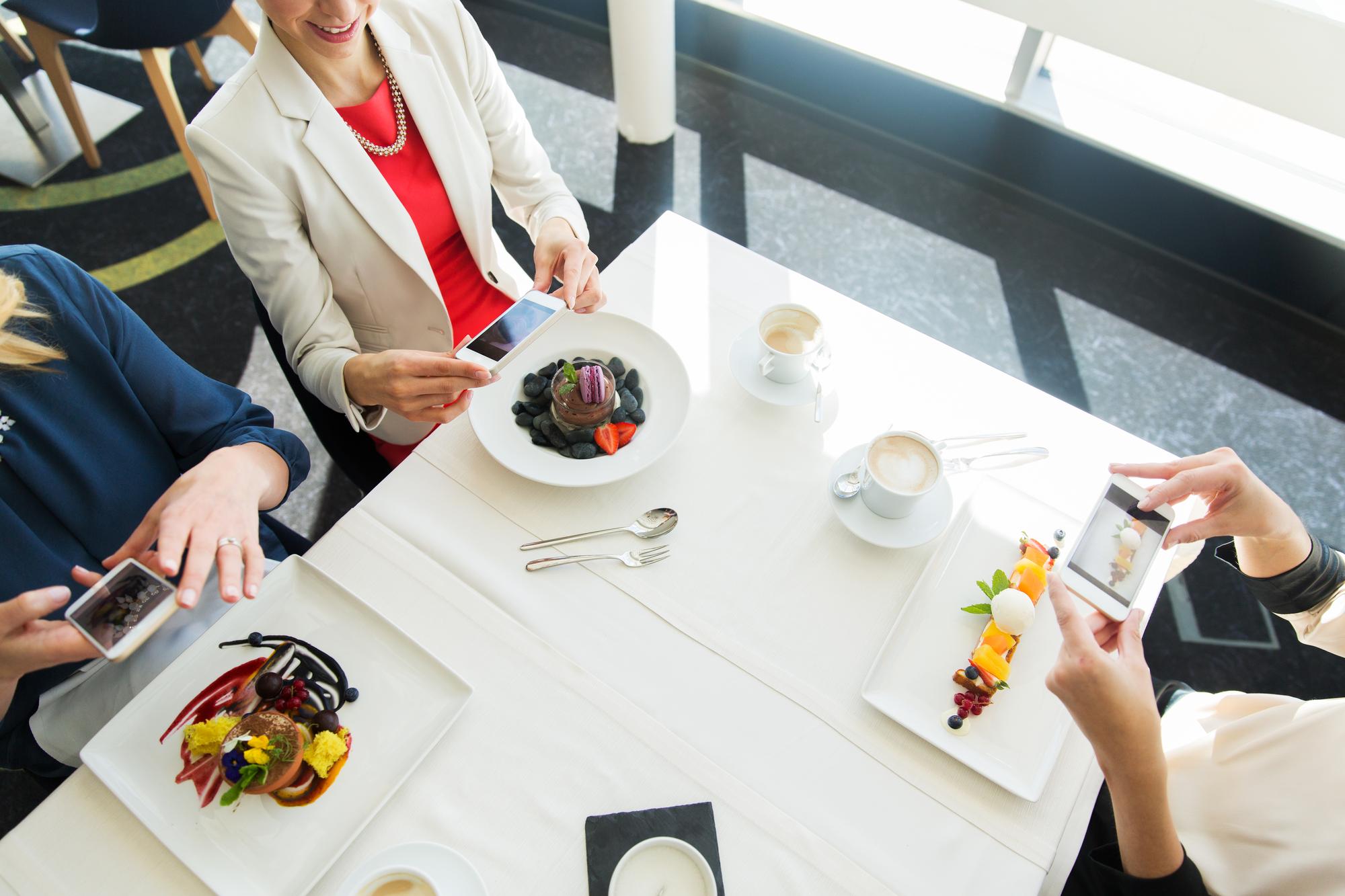consultation meeting with tasting samples